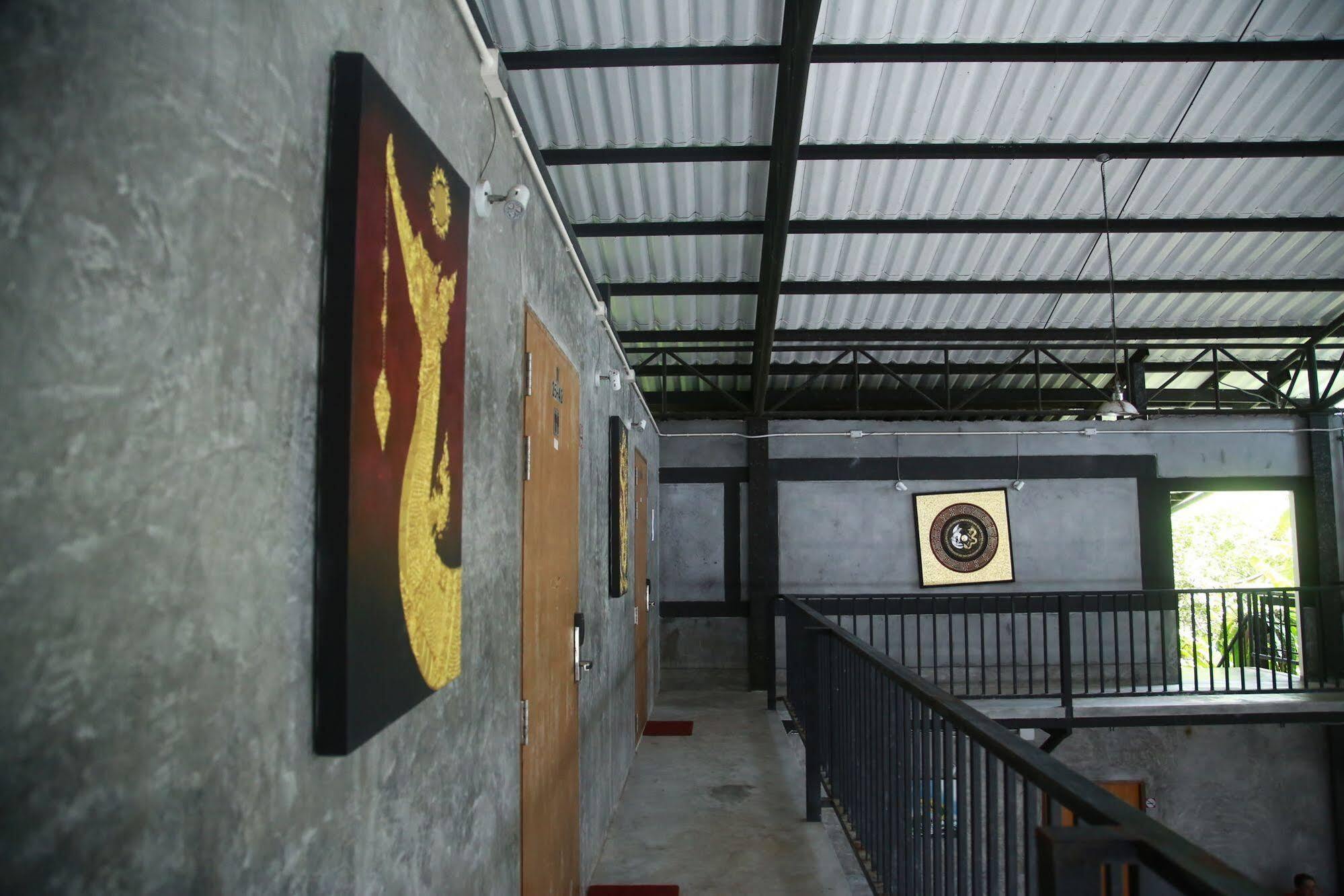 Oyo 585 Freedom Hostel @ Phi Phi Eksteriør bilde